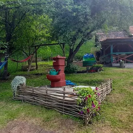 Stari Dud Beserovina *