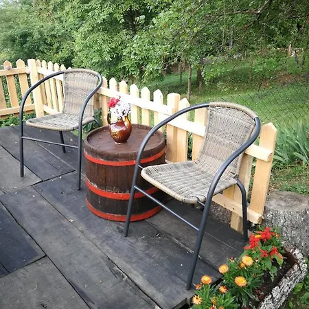 Stari Dud Beserovina Holiday home *