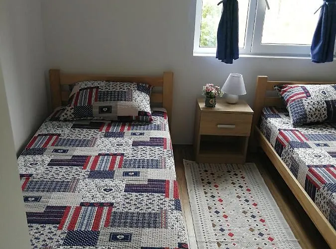 Stari Dud Beserovina *